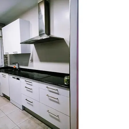 Quarto em Acomodações Particulares Habitación En Con Zonas Comunes Compartida Mg Bilbau